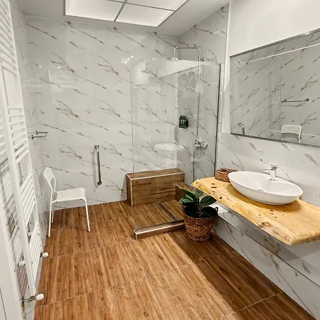 Estia Premium - 80 Squaremeter Cozy Loft Center Apartmán *